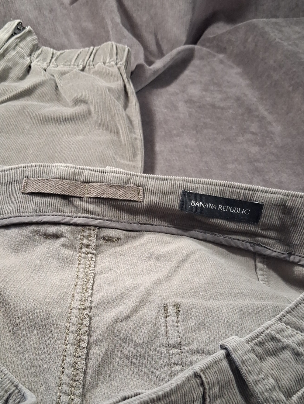 Banana Republic Khaki Green Corduroy Utility Jogger Pants Elastic Hem VG 12P - Picture 6 of 9